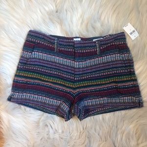 GAP Mid Rise City Short
